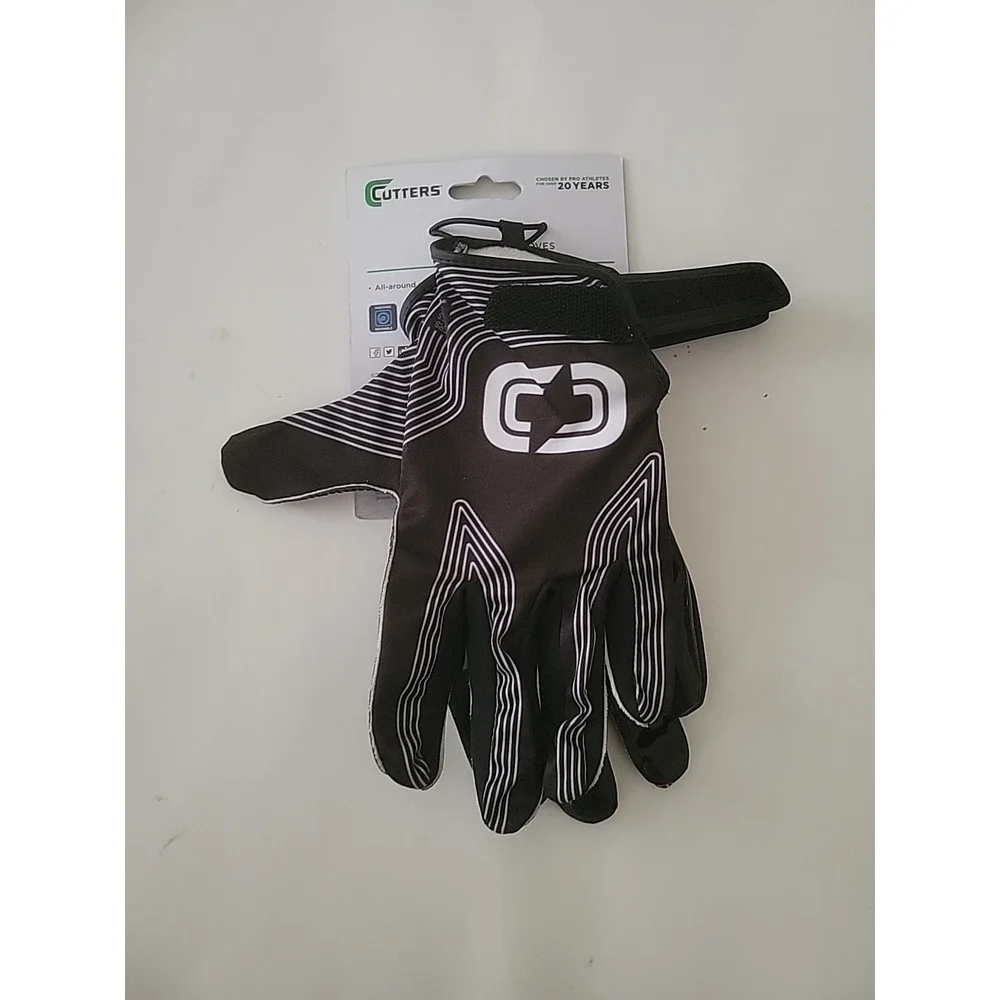 Cutters Epic Receiver Black Football Gloves Youth Size L/XL NWT